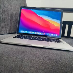 MACBOOK PRO 13 INCH 2017 PURCHASED RETINA LIKE NEW