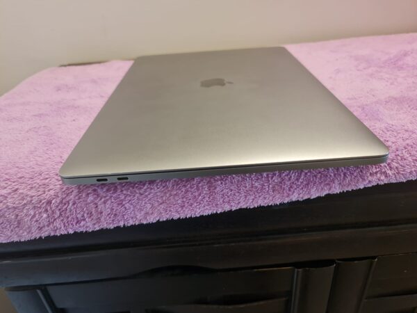 Pre Booking - Apple Macbook Pro 2018 l Touch Bar l Dual Graphics card - Image 4