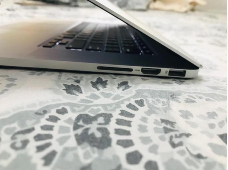 MACBOOK PRO RETINA A1398 2017 - Image 3